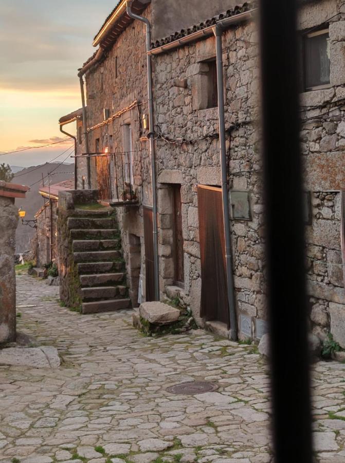 La Lagareta De Olivia Guest House Trevejo Eksteriør bilde